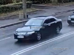 ДТП в Тернополе: Honda Accord сбил насмерть двух пешеходов и скрылся. ФОТО