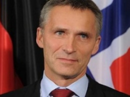 Генсек НАТО поддержал конституционные изменения в Украине