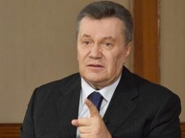 Янукович не хочет участвовать в суде и отозвал своих адвокатов