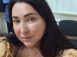 Лолита Милявская показала свое лицо без макияжа