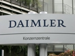 Daimler заявляет, что украинская таможня потребовала завысить стоимость ввозимых авто