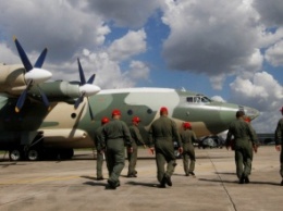 Морпехи охраняют базу в Сирии с размещенной там авиагруппой ВКС РФ