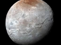 NASA опубликовало видео пролета New Horizons над Хароном