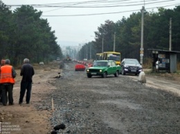 Капремонт дороги в микрорайоне Ак-Мечеть в Симферополе обещают завершить к середине октября (ФОТО)