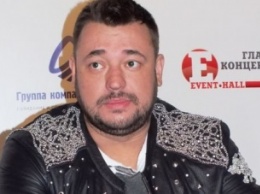На вокалиста "Руки Вверх" подали судебный иск в размере 1,5 миллиона рублей