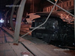 Жесткая лобовуха в Киеве: Toyota протаранила микроавтобус. Работали спасатели, четверо пострадавших.ФОТО