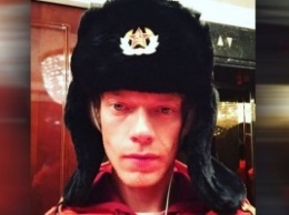 Вонючка из сериала «Игра престолов» прошелся по Москве в шапке-ушанке