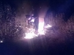 В Северодонецке перевернулся и сгорел автомобиль