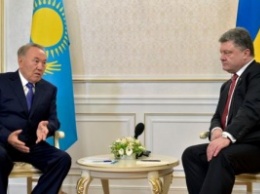 Порошенко и Назарбаев 9 октября обсудят реализацию минских соглашений