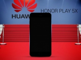 Компания Huawei презентовала смартфон Honor Play 5X