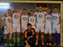 По-товарищески: сборная Лиги уличного футбола обыграла команду «Купол» 79-й Николаевской отдельной аэромобильной бригады