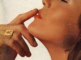 Playboy перестанет публиковать фотографии голых женщин