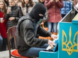 В Энергодаре выступит пианист с Майдана