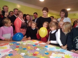 Сегодня в Запорожье приехала Марина Порошенко
