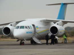 Фоторепортаж: полет Президента на истребителе в Запорожье