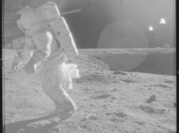 NASA: Лунный зонд выяснил место посадки «Аполлона-11»