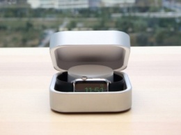 Стильный кейс Amber позволяет до 8 раз зарядить Apple Watch