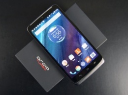 Смартфон Motorola DROID Turbo 2 получит небьющийся экран