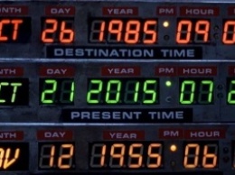 Фанаты фильма "Назад в будущее" отмечают дату прибытия Марти Макфлая