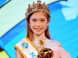 Восьмилетняя украинка победила на конкурсе Мини-мисс мира 2015