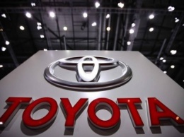 Toyota презентует авто с подушками безопасности для пешеходов