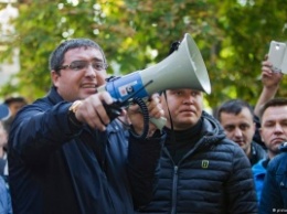 Молдавского оппозиционера Ренато Усатого освободили в зале суда