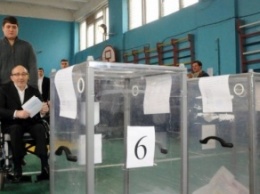 В Харькове на выборах уже в первом туре побеждает Геннадий Кернес