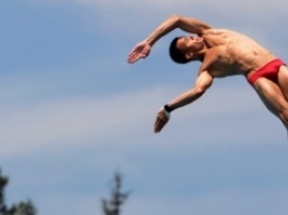 Украинский прыгун в воду Бондарь стал гражданином России