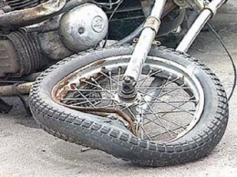 В Оренбургской области 14-летний мальчик на мотоцикле влетел в столб