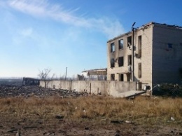 Пожар в Сватово локализован, но не ликвидирован, ночью произошло 6 взрывов, - Ткачук