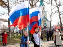 На «русском марше» в Южно-Сахалинске присутствовал флаг «Новороссии» (ФОТО)