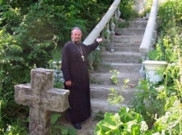 Погибший в авиакатастрофе крымский священник возглавлял кружок дельтапланеризма