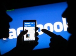 Сотрудников соцсети Facebook заставят перейти на Android-фоны