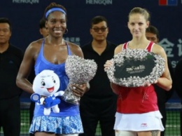Теннисистка В.Уильямс выиграла турнир WTA Elite Trophy в Чжухае