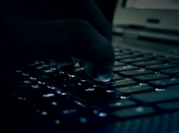 Хакеры ИГ атаковали Twitter и опубликовали телефоны глав ЦРУ и ФБР