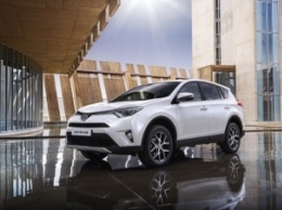 В Украине открыт прием заказов на новый Toyota RAV4