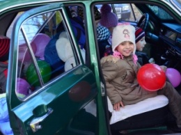 Автомобильный клуб устроил праздник для николаевских воспитанников детских домов