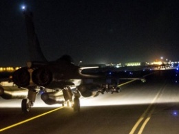 ВВС Франции разбомбили командный центр ИГ в Ракке