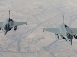 По базам ИГ Франция нанесла серию авиаударов