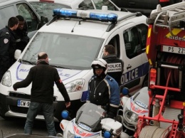 В Ганновере обнаружили бомбу в машине "скорой помощи" возле стадиона