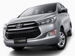 Toyota обновила минивэн Innova (видео)