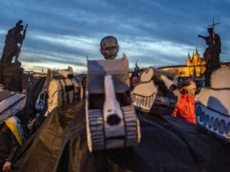 В Праге отметили годовщину Бархатной революции антипутинским шествием