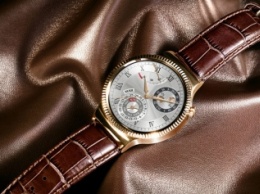 Huawei начала продажи новой модели смарт-часов Huawei Watch из розового золота
