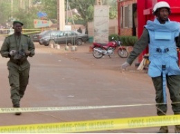 Армия Мали начала штурм отеля, где террористы захватили заложников