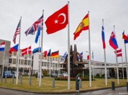СМИ: Черногорию пригласят в НАТО 1 декабря