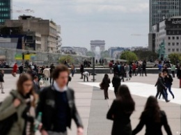 Прокуратура: Террористы готовили атаку на деловой квартал Парижа