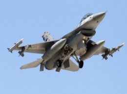 Турецкие военные приостановили полеты над Сирией после уничтожения Су-24