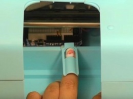 Любительницы маникюра изобрели принтер для ногтей