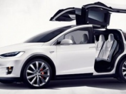 Tesla Model X удешевят