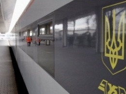 "Укрзализныця" отменит пять поездов в Москву и еще 43 ночных состава